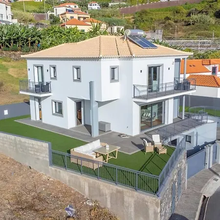 Villa Yuri Big House *