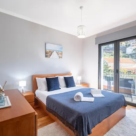 Yuri Big House * Ribeira Brava