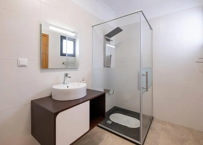 Yuri Big House Вилла